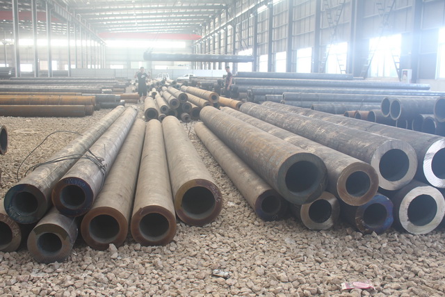 30Cr無(wú)縫鋼管.JPG 30Cr無(wú)縫鋼管.JPG